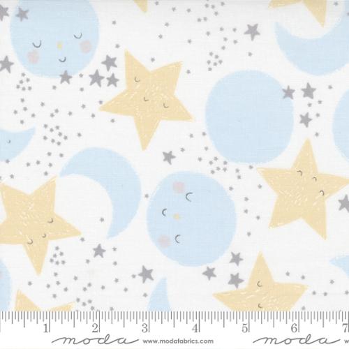 M25123 11 Stars & Moon on White